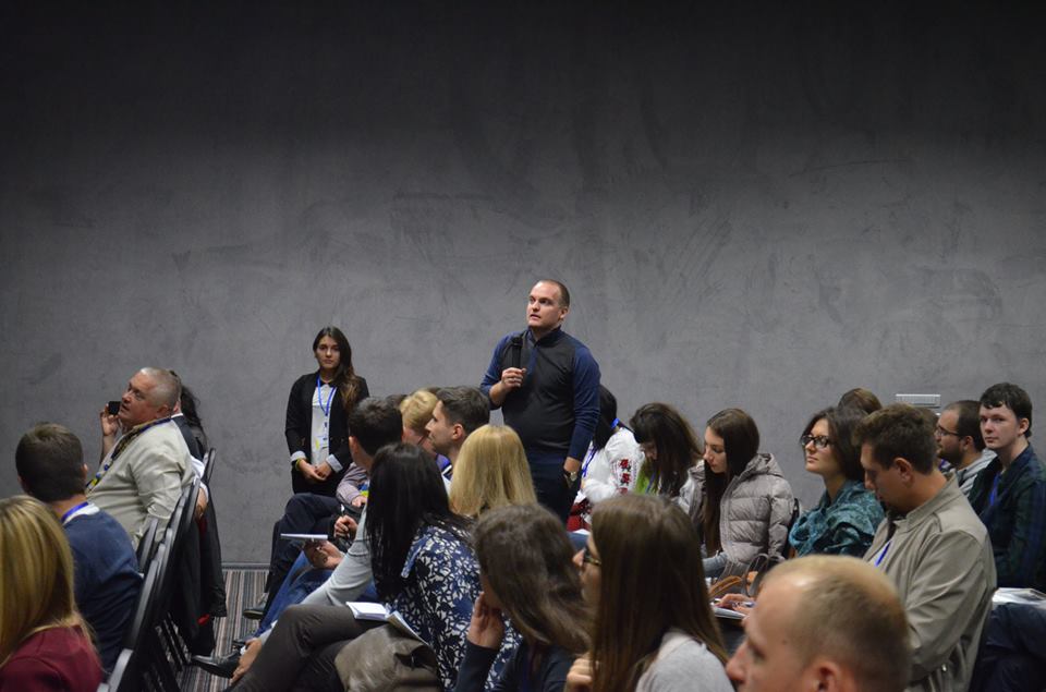 В Киеве состоялась благотворительная стоматологическая конференция &quot;Врятуй життя&quot;